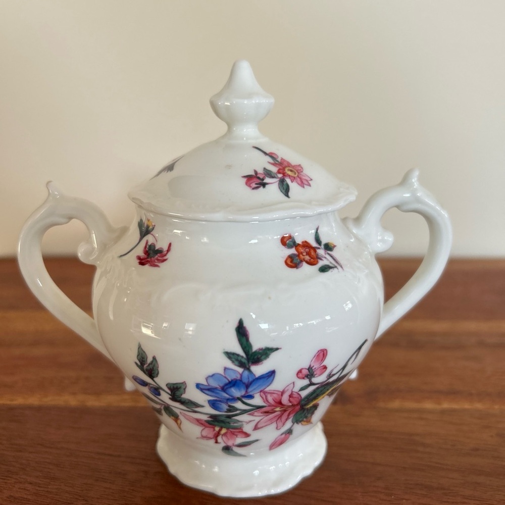 Coalport Posydale Floral White Bone China Covered Sugar Bowl